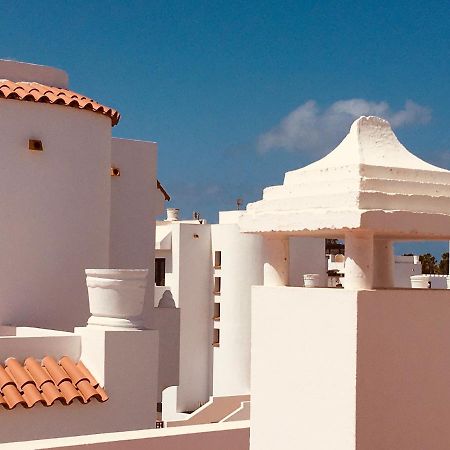 Surfers Retreat (Adults Only) Pansiyon Corralejo Dış mekan fotoğraf